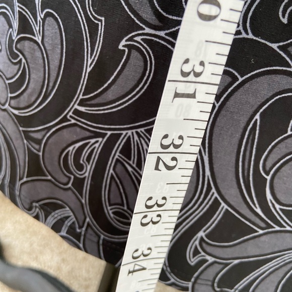 Cleo ladies dress size 12 - very flattering shape, black, grey and white - Picture 8 of 8